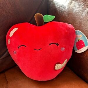 Squishmallow 8 inch “Ressie” the Apple